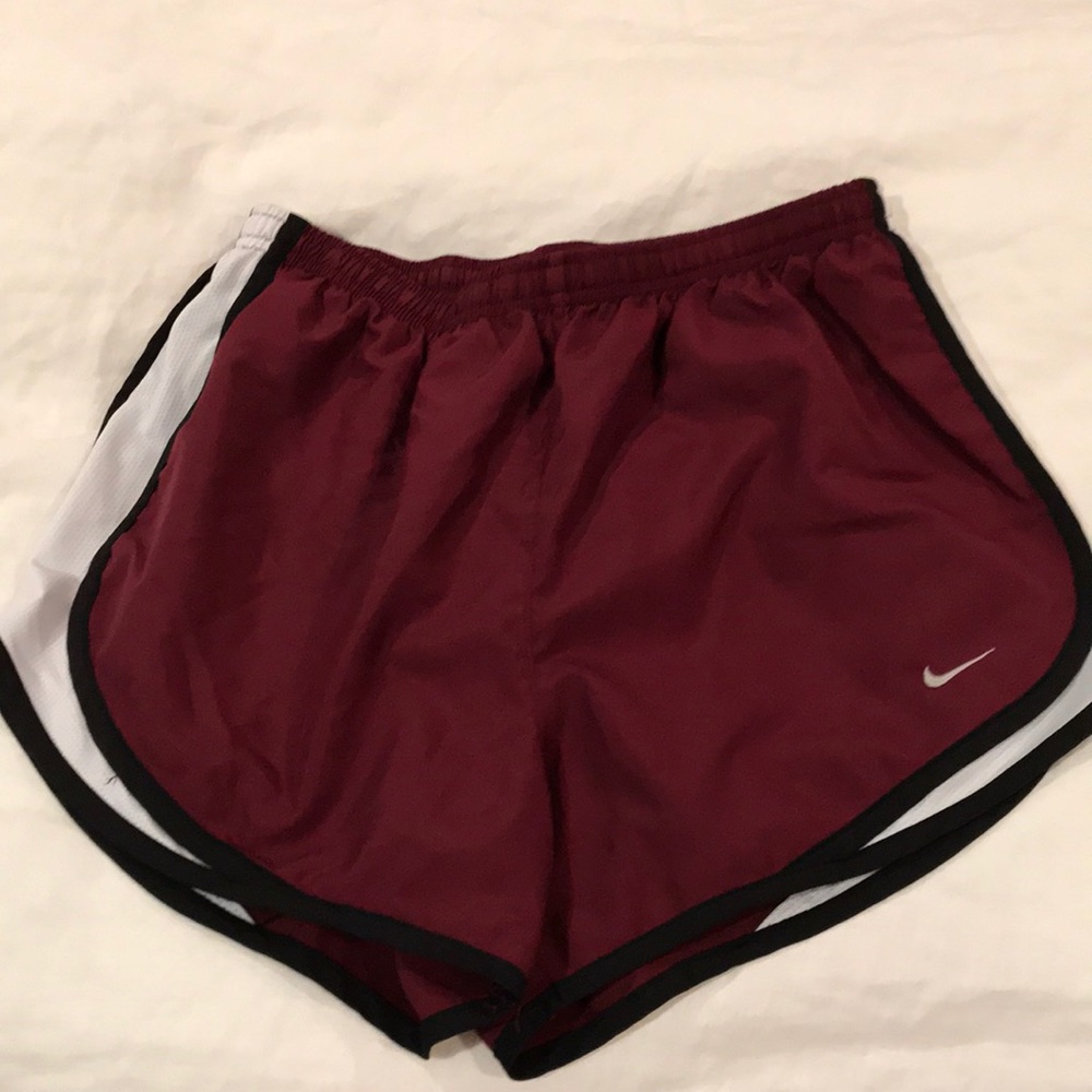 Women’s Nike tempo shorts